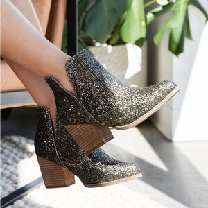 Not rated fiera glitter booties size 7.5 women